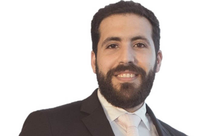 دور الذكاء الاصطناعي في تطوير المنتجات وابتكارها: مقابلة حصرية مع سامي عبدالله